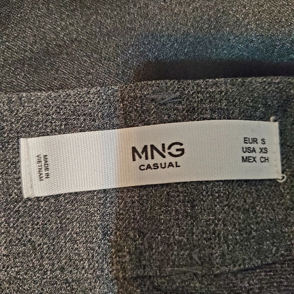 Skirt - Picture 4 of 5